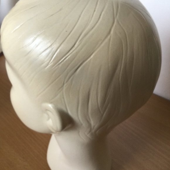 Two vintage Valerie bust sculptures woman & man head signed excellent condition - Picture 5 of 10